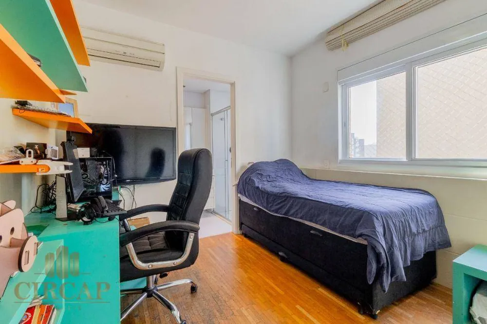 Apartamento, 3 quartos, 248 m² - Foto 10