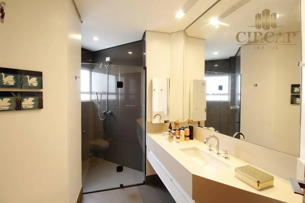 Apartamento, 3 quartos, 260 m² - Foto 11