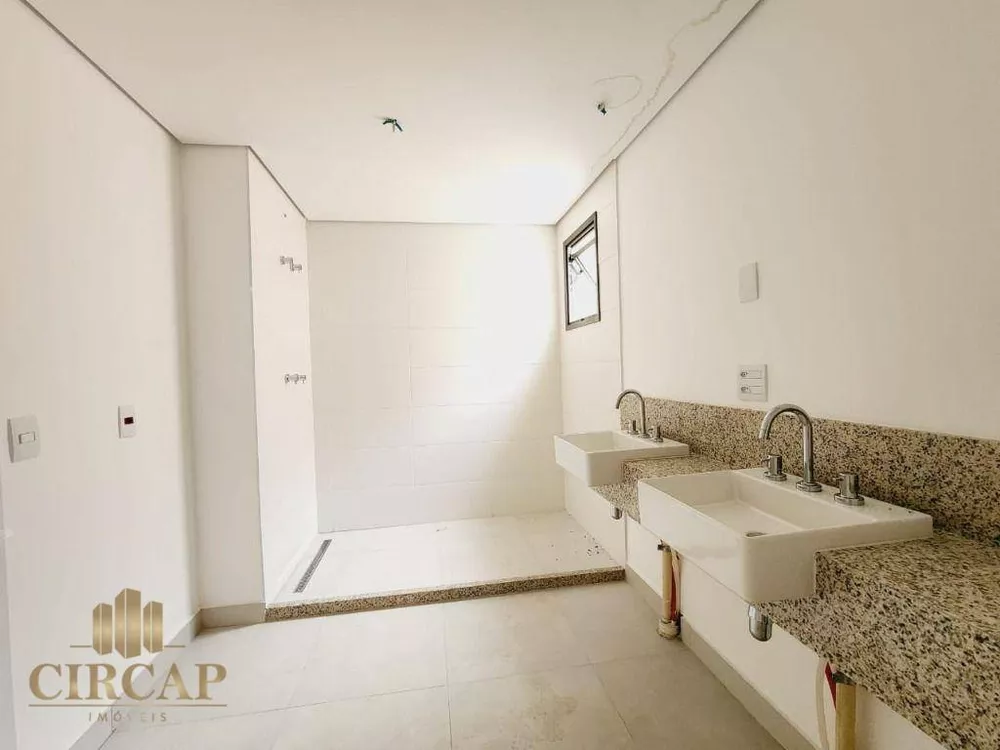 Apartamento, 4 quartos, 236 m² - Foto 2