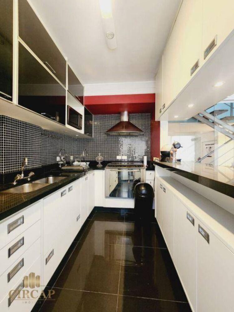 Casa, 4 quartos, 248 m² - Foto 2