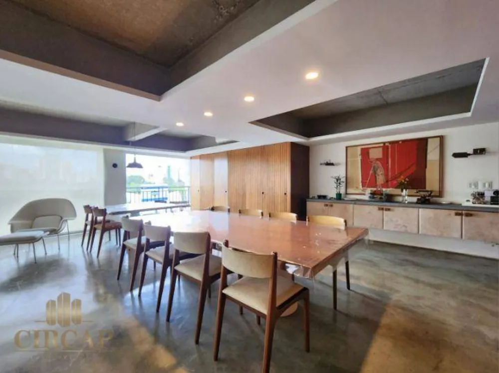 Apartamento, 4 quartos, 245 m² - Foto 1