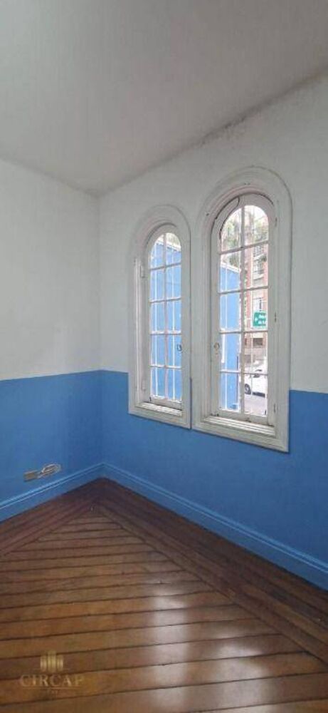 Sobrado, 8 quartos, 408 m² - Foto 1