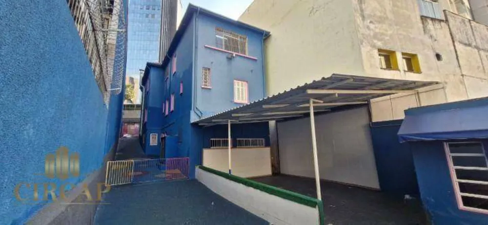 Sobrado, 8 quartos, 408 m² - Foto 17