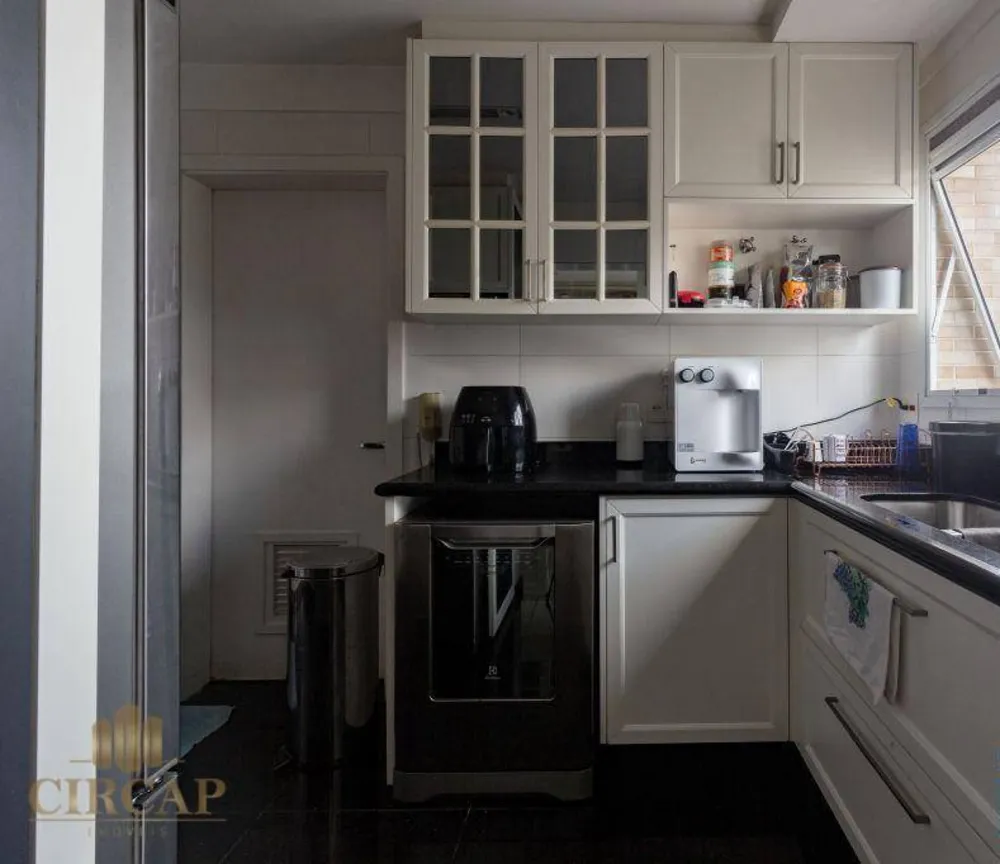Apartamento, 3 quartos, 245 m² - Foto 3