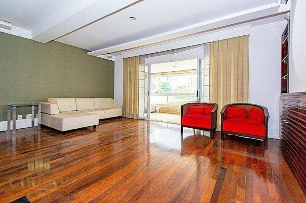 Apartamento à venda com 3 quartos, 167m² - Foto 2