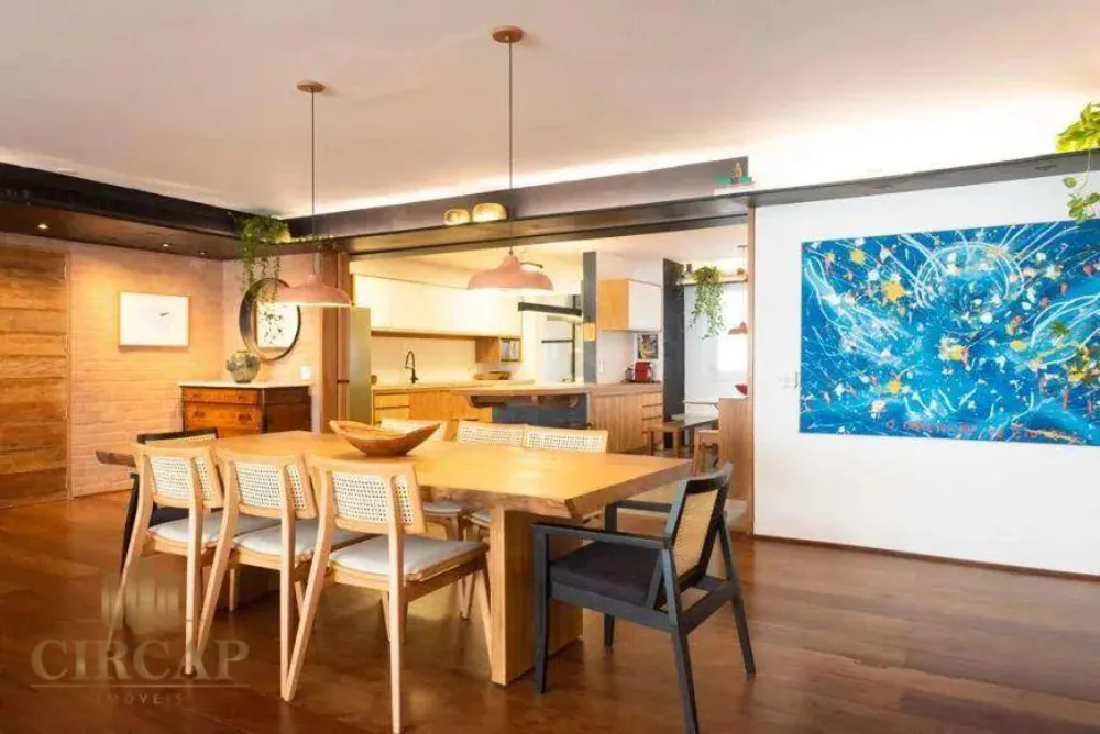 Apartamento, 3 quartos, 210 m² - Foto 1
