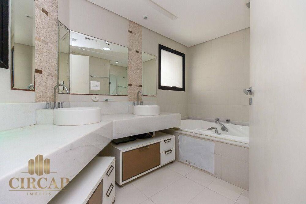 Apartamento à venda com 3 quartos, 202m² - Foto 3