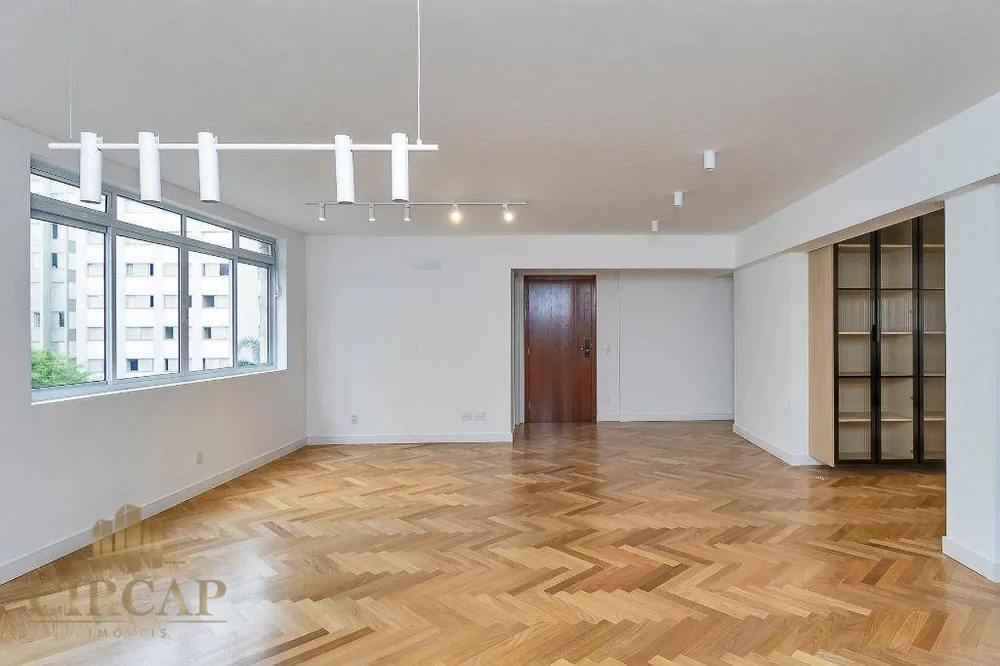 Apartamento, 3 quartos, 158 m² - Foto 2
