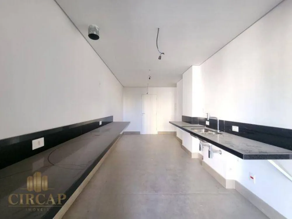 Apartamento, 3 quartos, 197 m² - Foto 2