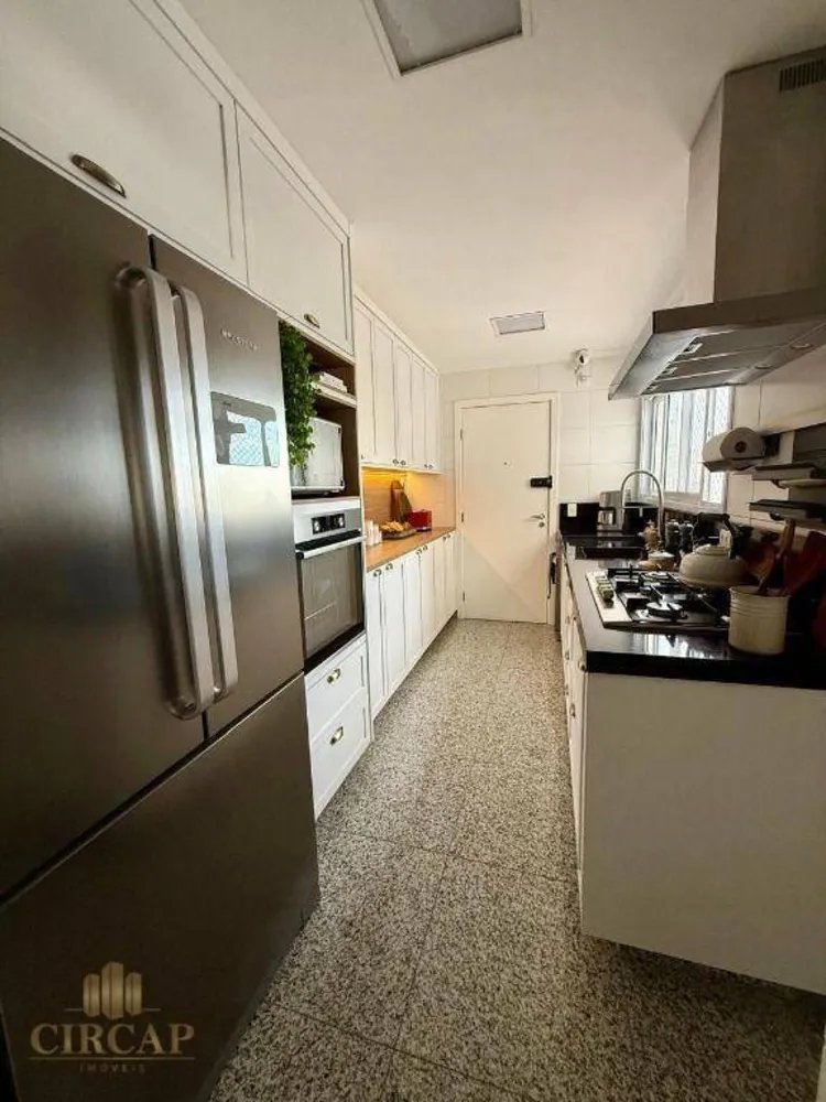 Apartamento, 3 quartos, 134 m² - Foto 1