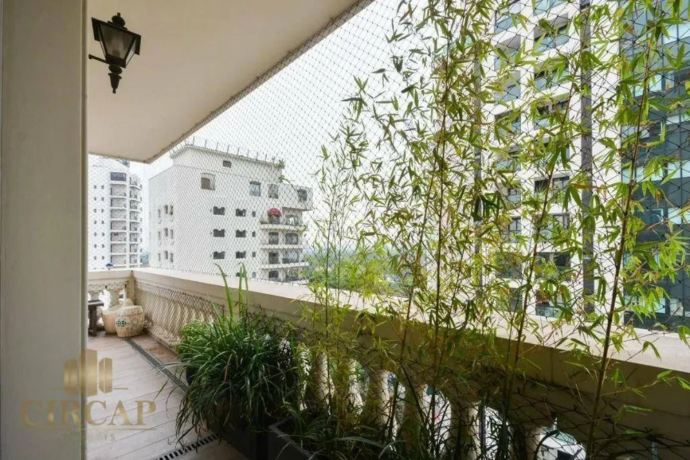 Apartamento, 4 quartos, 246 m² - Foto 2