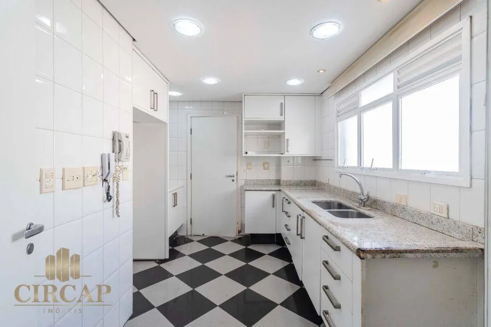Apartamento, 4 quartos, 203 m² - Foto 1