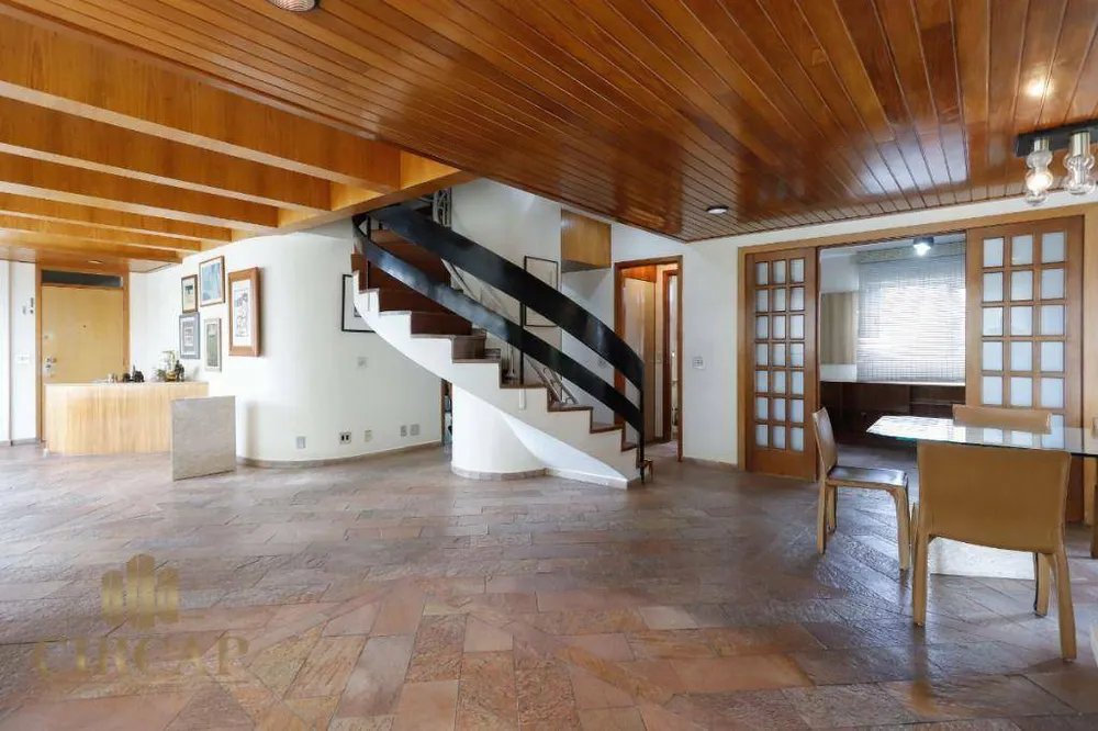 Cobertura, 2 quartos, 196 m² - Foto 2