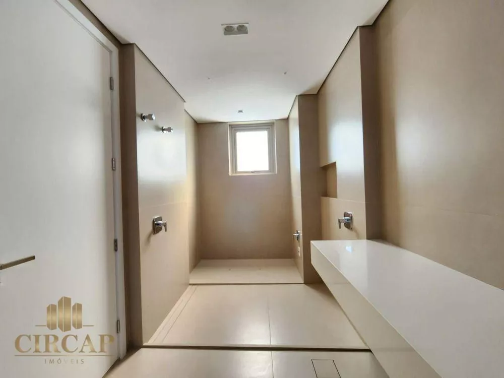 Apartamento à venda com 3 quartos, 229m² - Foto 10