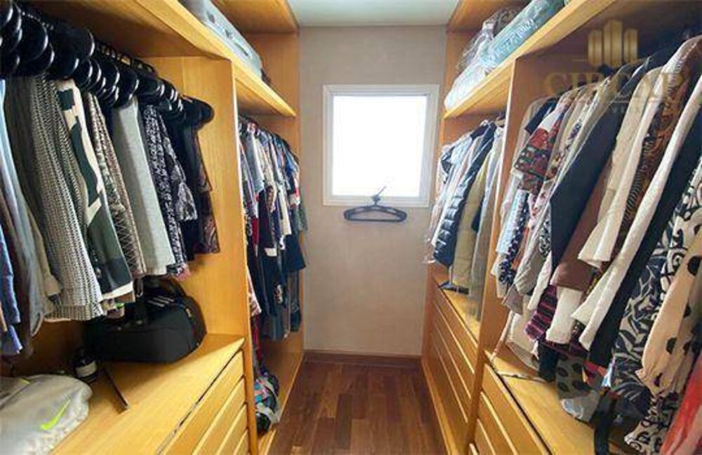 Apartamento, 4 quartos, 218 m² - Foto 2