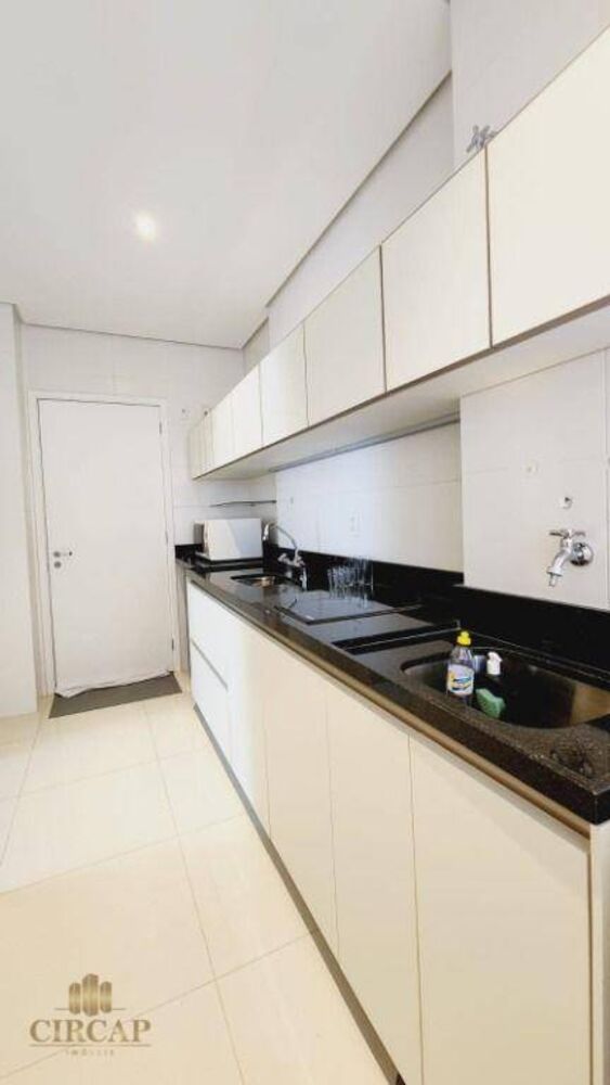 Cobertura à venda com 2 quartos, 160m² - Foto 2