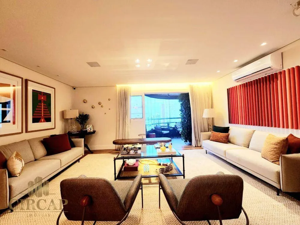 Apartamento, 3 quartos, 191 m² - Foto 1