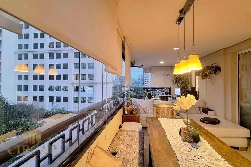 Apartamento, 3 quartos, 167 m² - Foto 2