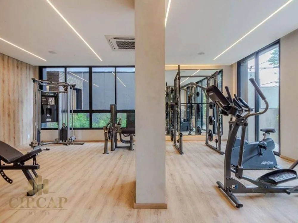 Cobertura, 3 quartos, 221 m² - Foto 1