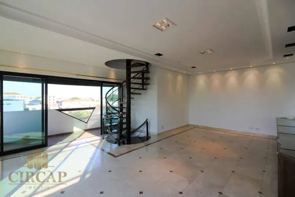 Cobertura, 3 quartos, 215 m² - Foto 1