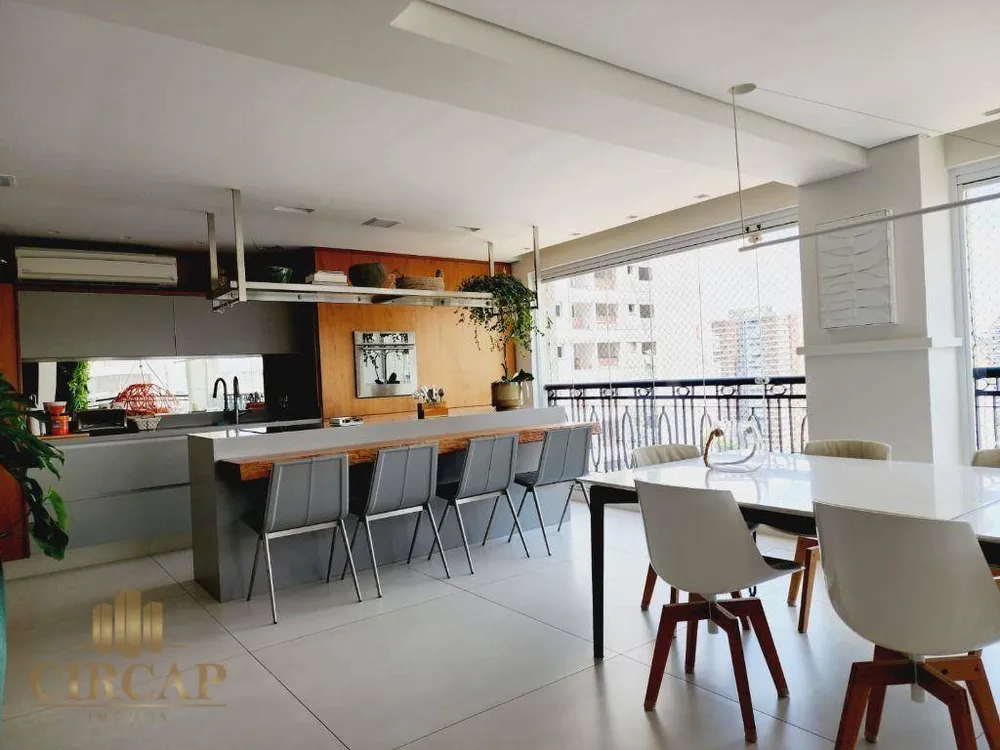 Apartamento, 4 quartos, 266 m² - Foto 1