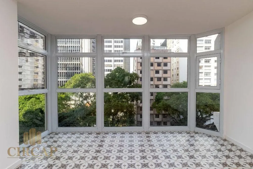 Apartamento, 3 quartos, 141 m² - Foto 2