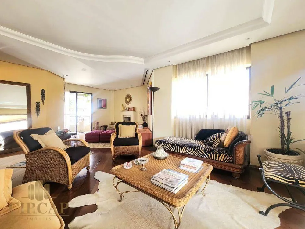 Apartamento, 4 quartos, 245 m² - Foto 2