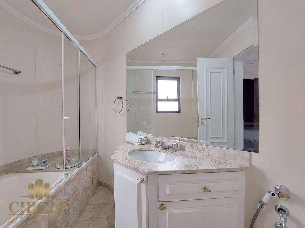 Apartamento à venda com 3 quartos, 114m² - Foto 8