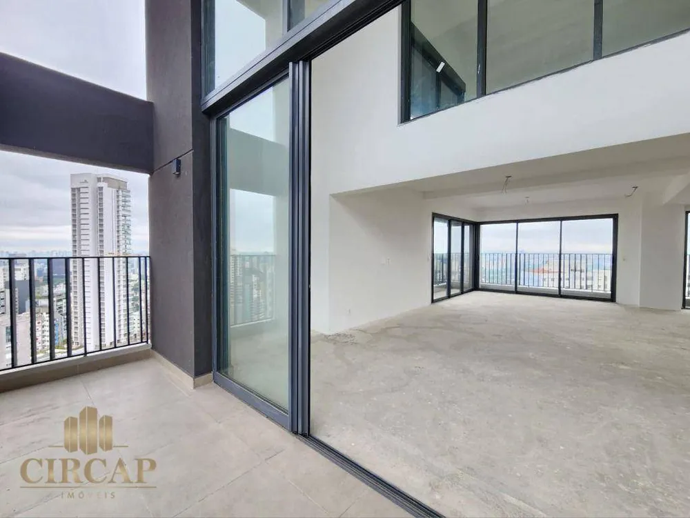 Apartamento, 3 quartos, 205 m² - Foto 1