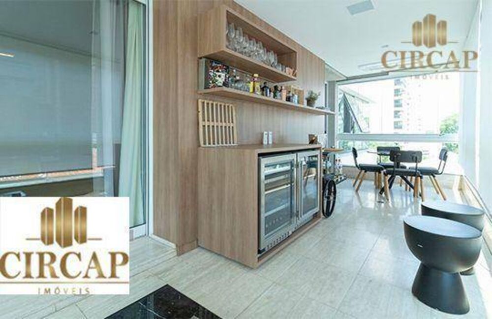 Apartamento à venda com 4 quartos, 350m² - Foto 1