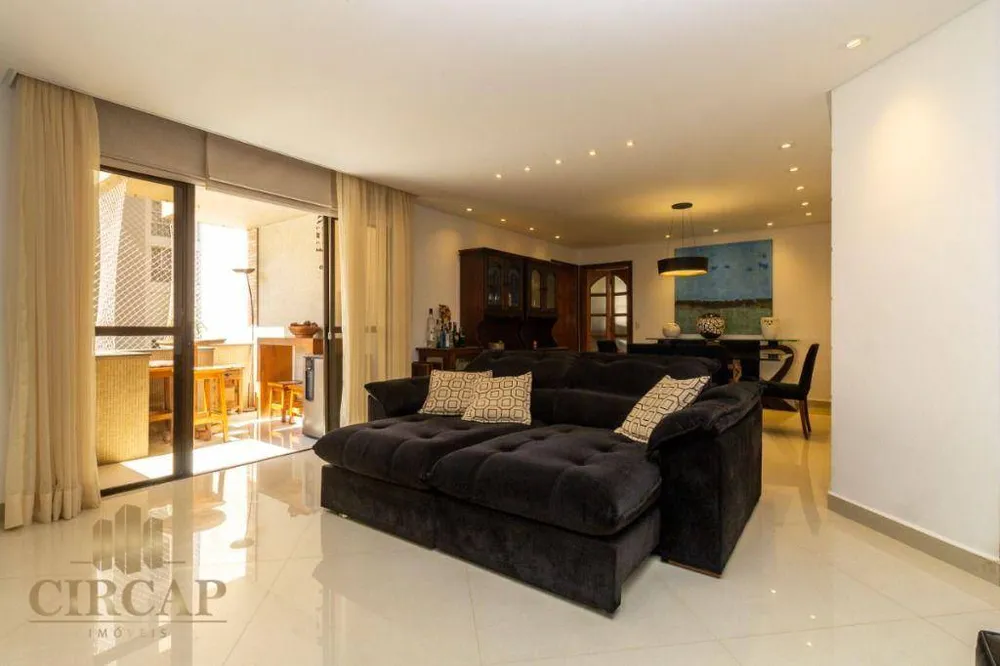 Apartamento, 3 quartos, 128 m² - Foto 1