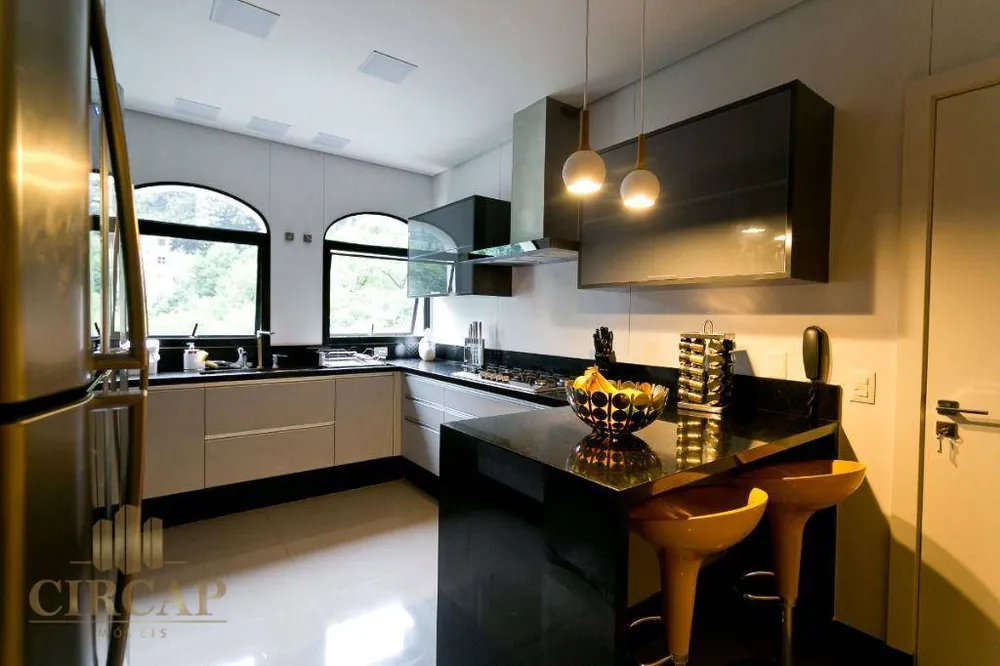 Apartamento, 3 quartos, 300 m² - Foto 11