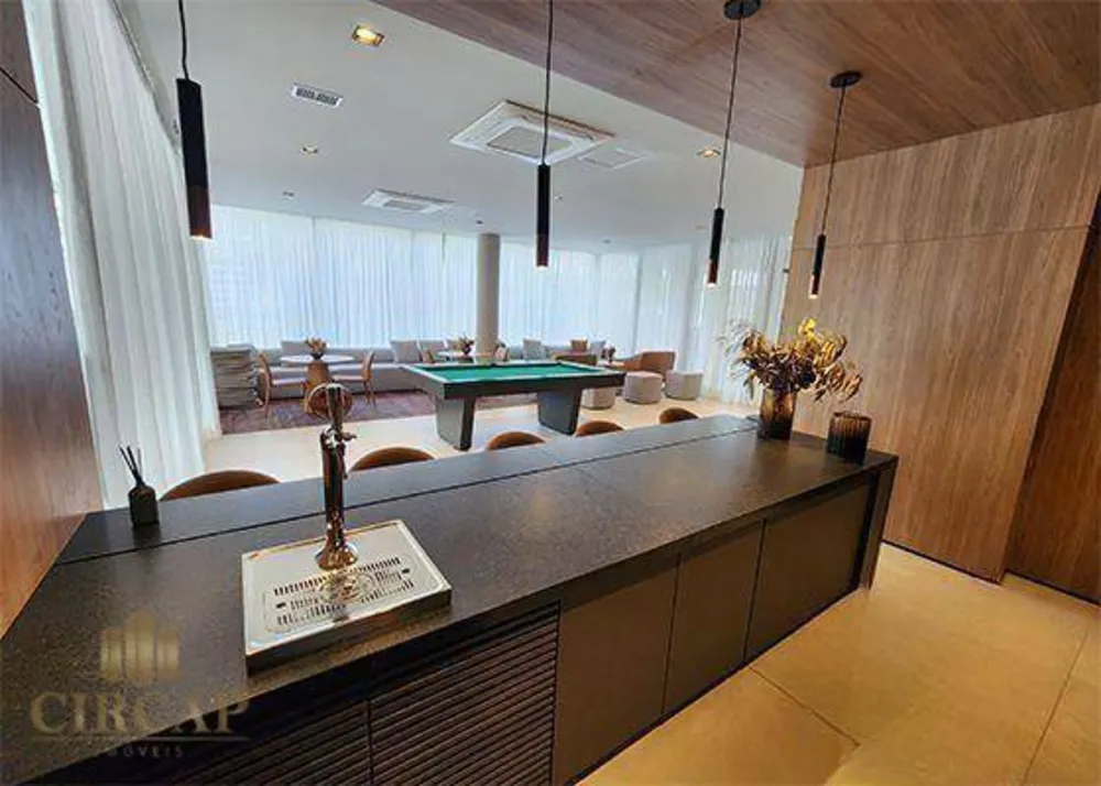 Apartamento, 4 quartos, 219 m² - Foto 2