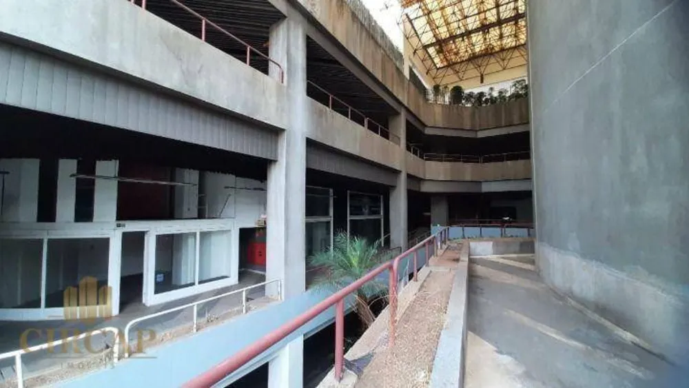 Loja-Salão, 7115 m² - Foto 2