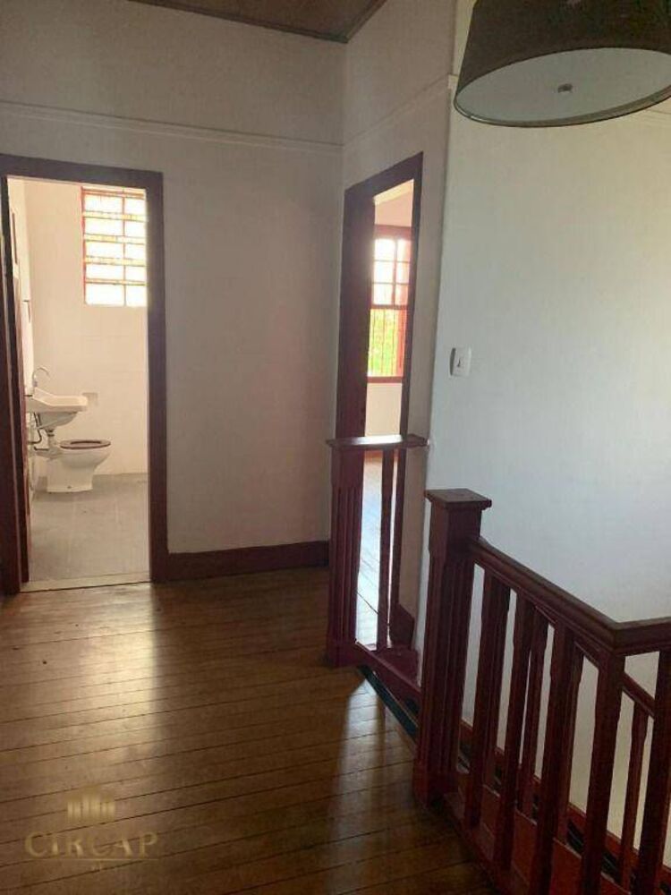 Casa à venda e aluguel com 3 quartos, 200m² - Foto 12