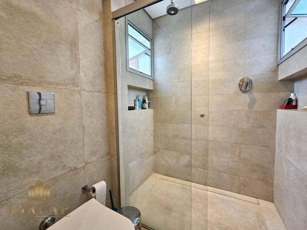 Apartamento, 4 quartos, 226 m² - Foto 1