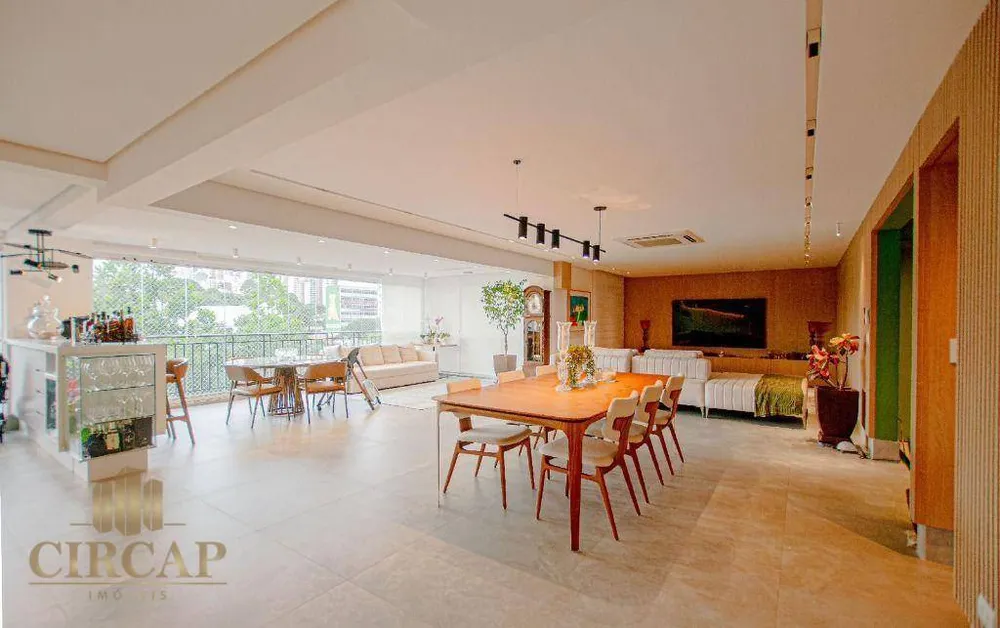 Apartamento, 4 quartos, 245 m² - Foto 2