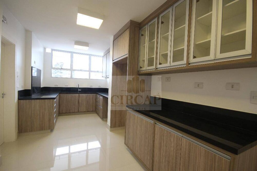 Cobertura à venda e aluguel com 2 quartos, 381m² - Foto 2