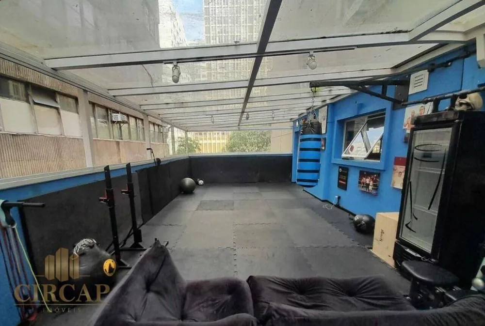 Apartamento, 3 quartos, 230 m² - Foto 2