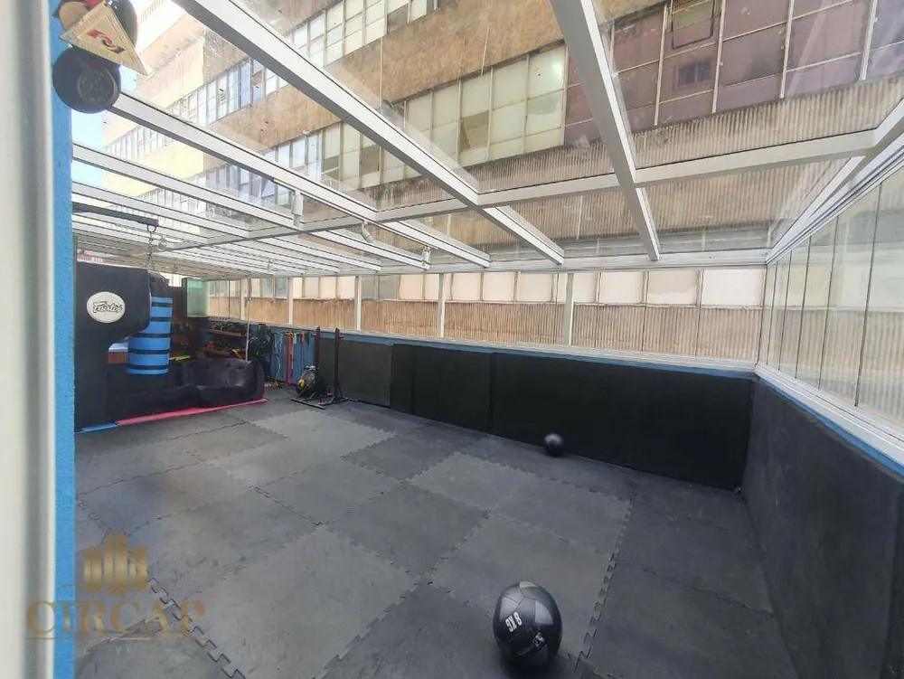 Apartamento, 3 quartos, 230 m² - Foto 2