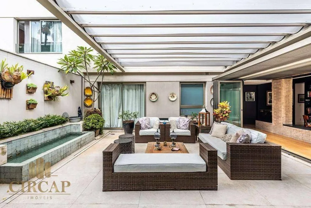 Casa, 3 quartos, 459 m² - Foto 1