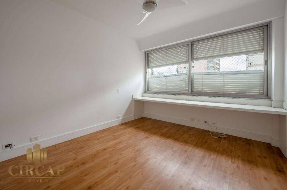 Apartamento, 3 quartos, 240 m² - Foto 4