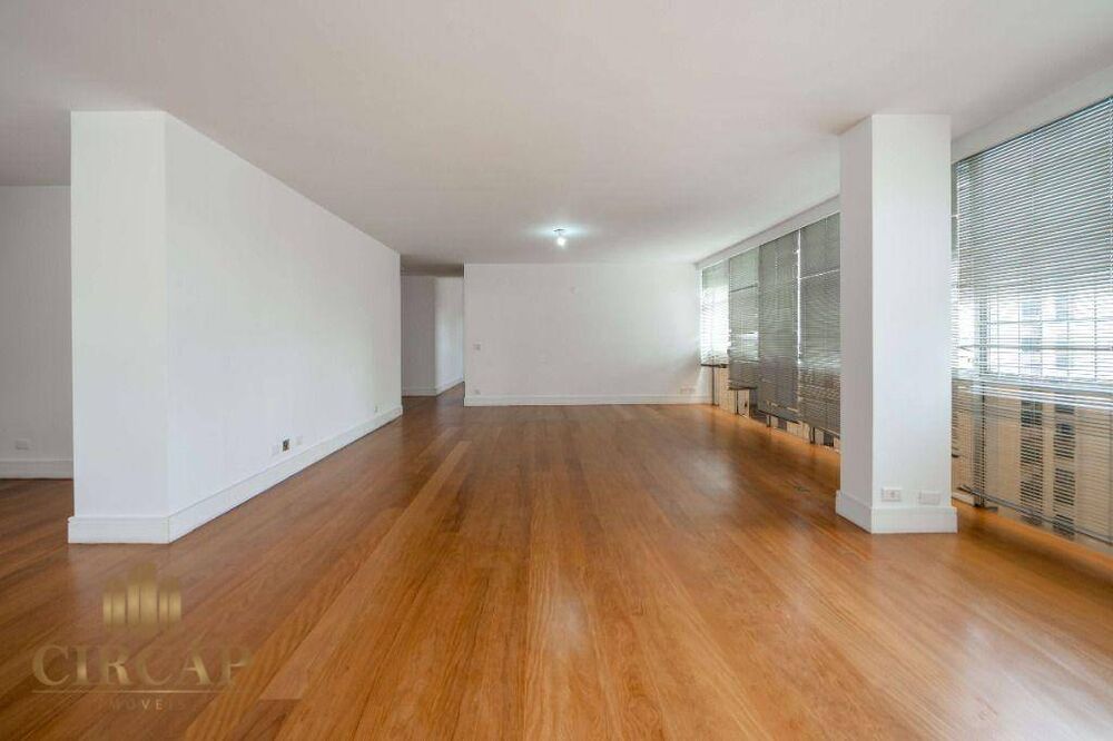 Apartamento, 3 quartos, 240 m² - Foto 2