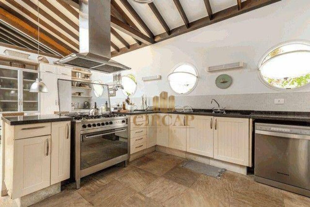 Casa de Condomínio à venda com 5 quartos, 445m² - Foto 8