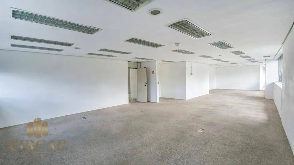 Prédio Inteiro, 5717 m² - Foto 3