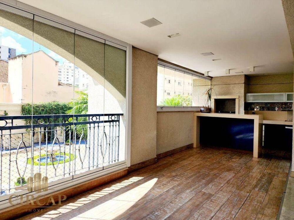 Apartamento à venda com 4 quartos, 266m² - Foto 1