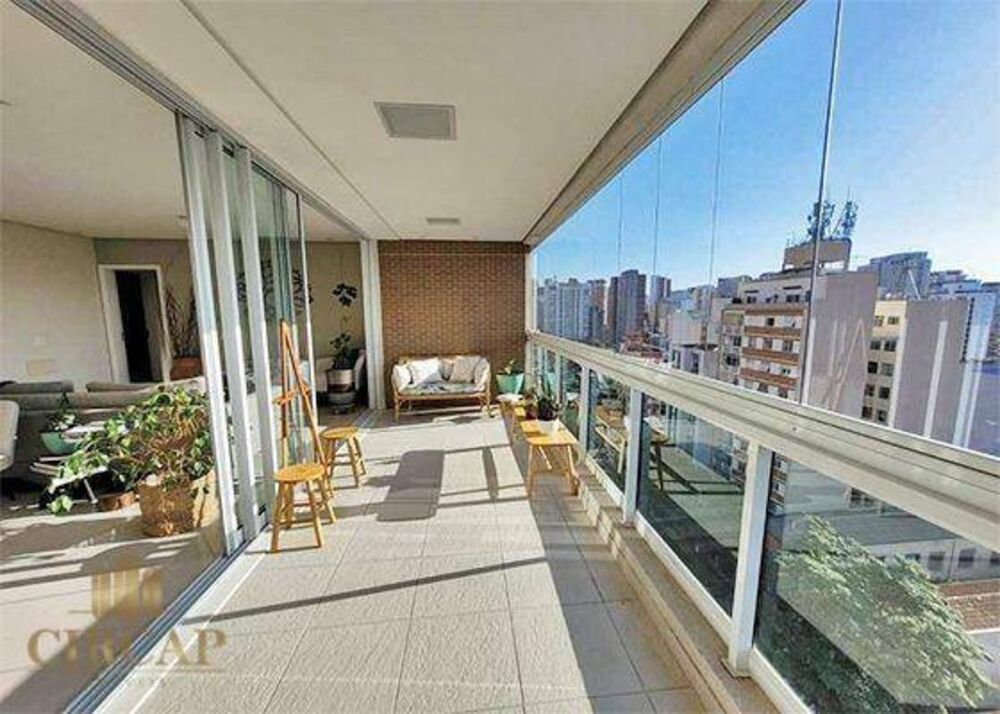 Apartamento à venda com 3 quartos, 137m² - Foto 2