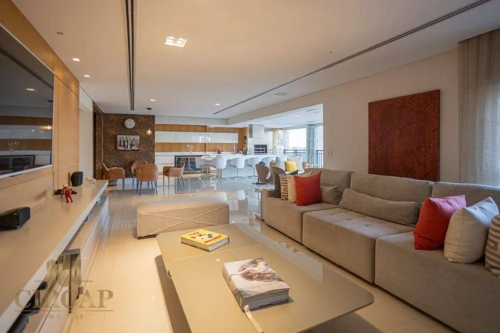 Apartamento, 3 quartos, 244 m² - Foto 12