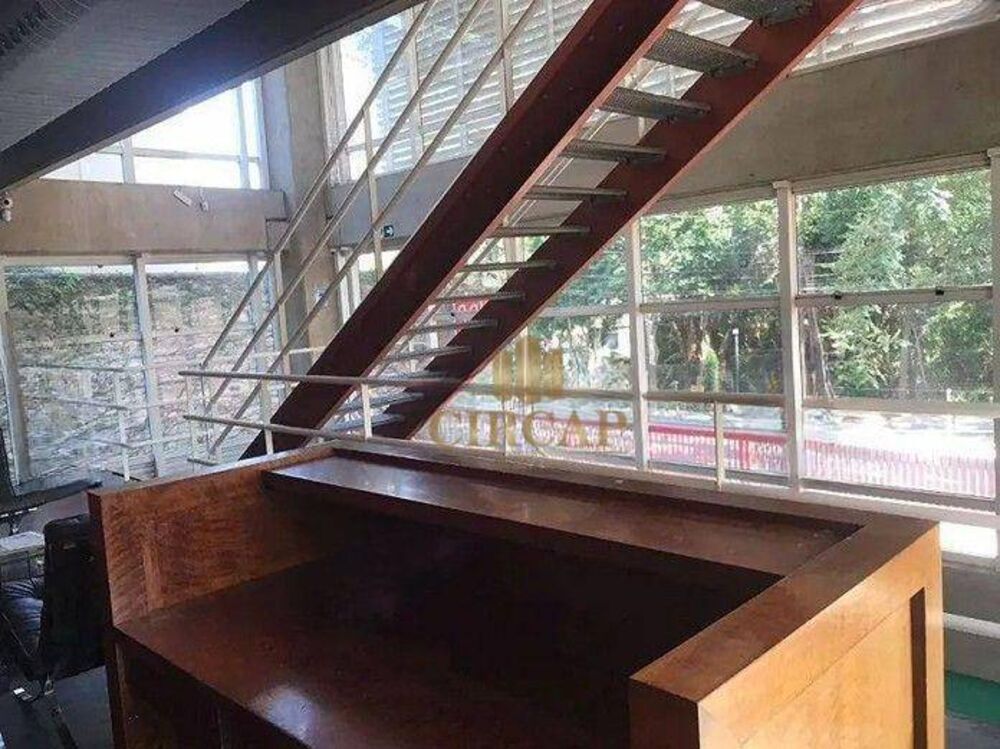 Prédio Inteiro, 700 m² - Foto 1