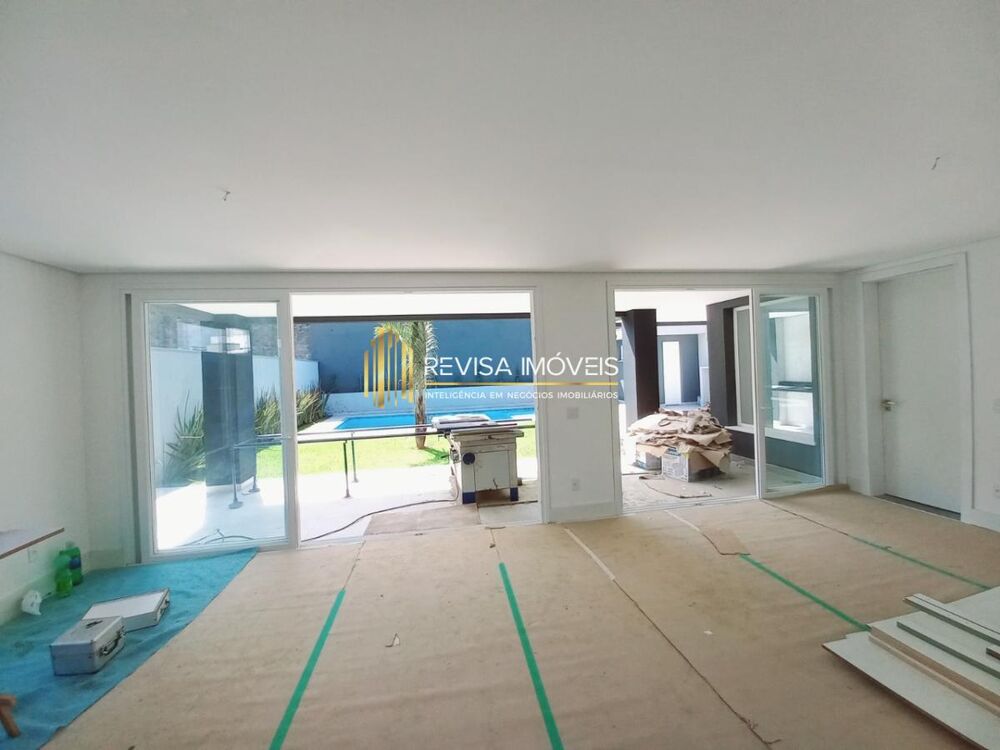 Casa de Condomínio à venda com 3 quartos, 520m² - Foto 1